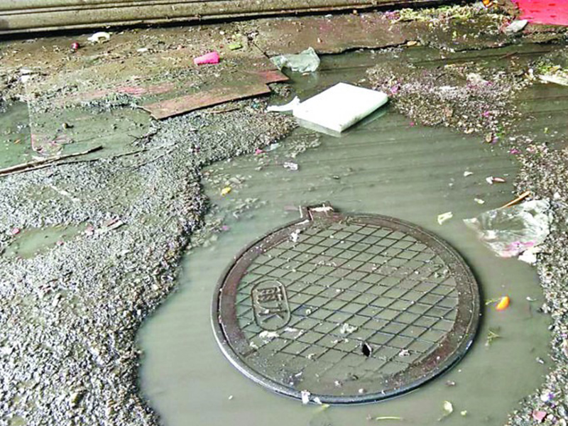 生活污水水質(zhì)檢測(cè)儀可對(duì)水體進(jìn)行分析