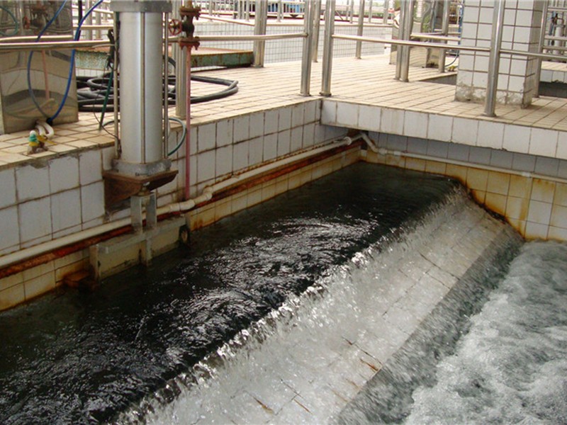 水廠水質(zhì)檢測(cè)儀，可快速分析水質(zhì)